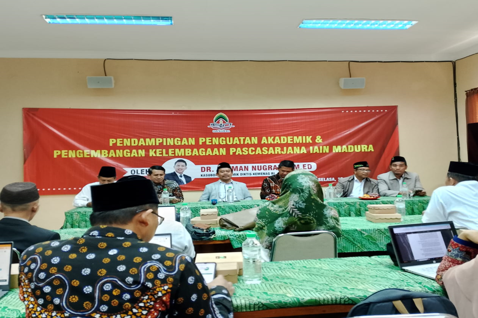 PENDAMPINGAN PENGUATAN AKADEMIK DAN PENGEMBANGAN KELEMBAGAAN PASCASARJANA IAIN MADURA